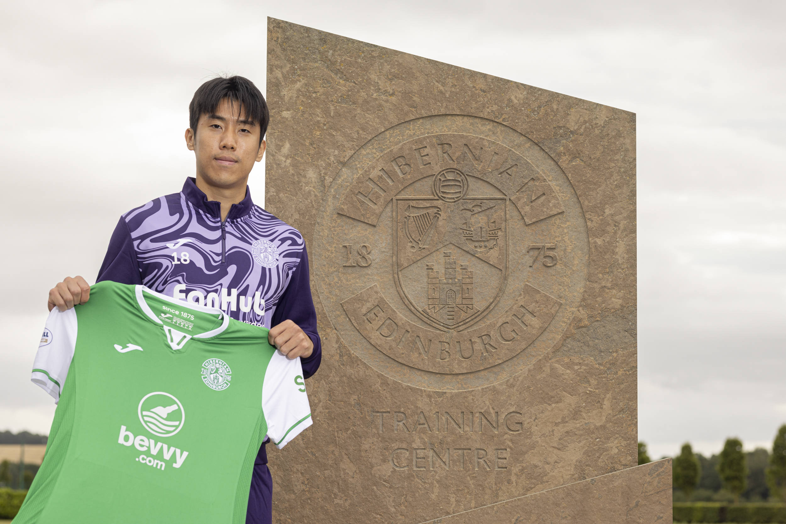 ‘Smooth handling’ &ndash; Why Celtic midfielder has made move to Hibs as Brendan Rodgers praised for role