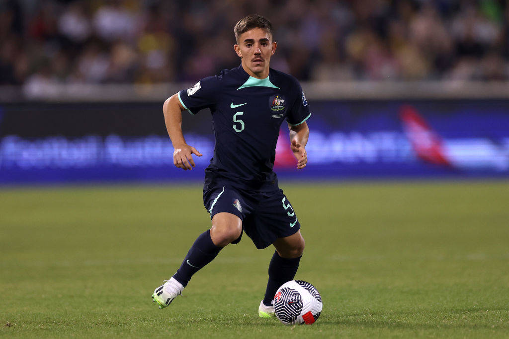 Rangers shock clause, Celtic chase 28 y/o, £12m deal ‘one step away’, Hibs exit looms &ndash; transfer news