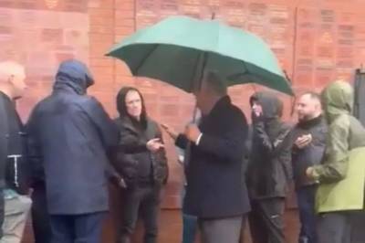 Like him or loathe him, Peter Lawwell didn’t deserve yesterday’s abuse Like him or loathe him, Peter Lawwell didn’t deserve yesterday’s abuse