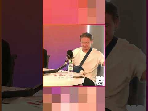🎧 SCOTT ALLAN (with broken wrist) V HEADPHONES
