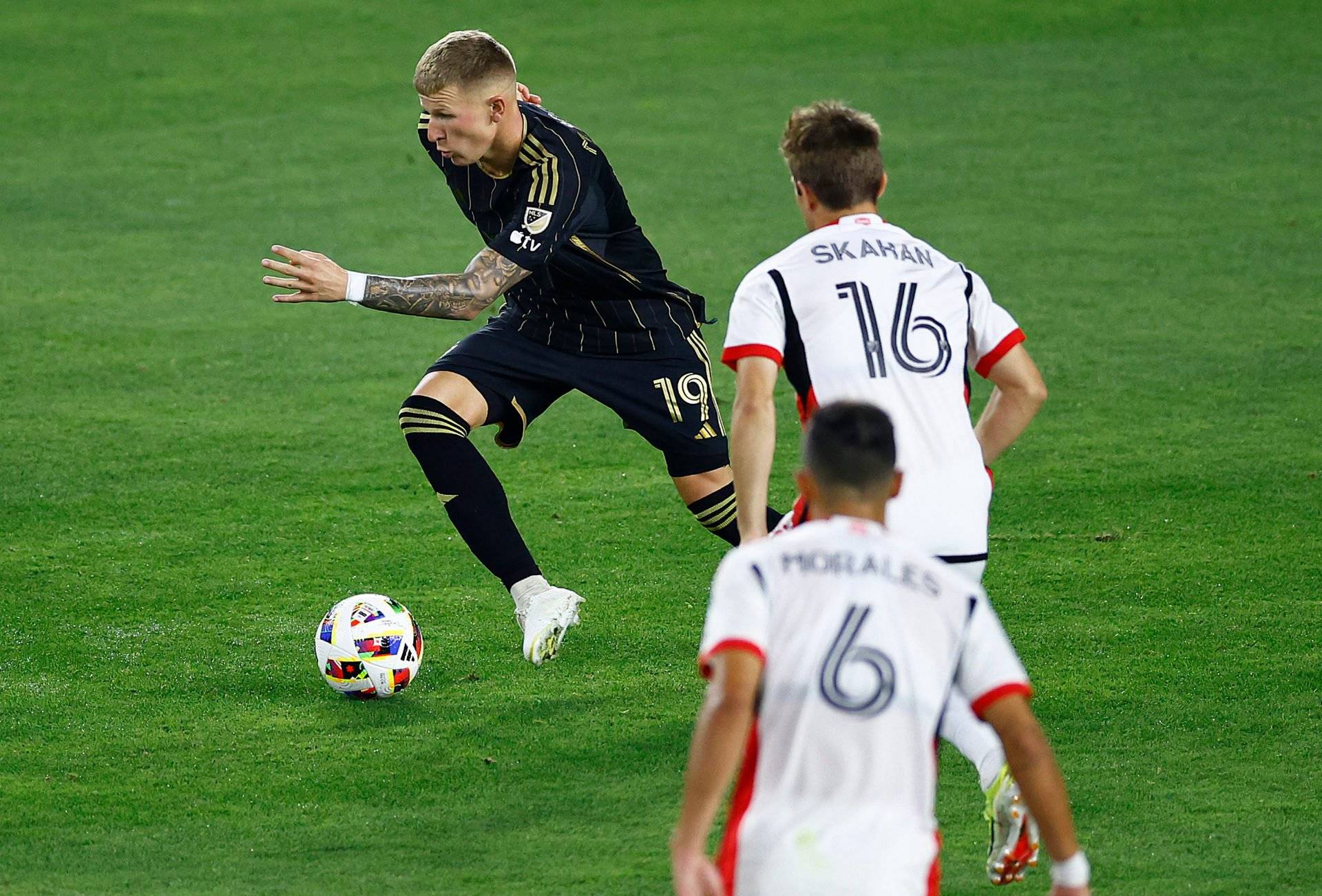 What Mateusz Bogusz thinks about his future after summer links to Celtic