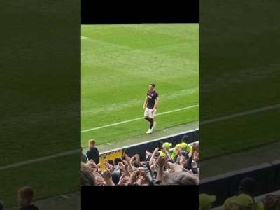 Celtic Fans Wind Up Lawrence Shankland #celtic #celticfc #heartsfc #hearts #spfl #scottishfootball