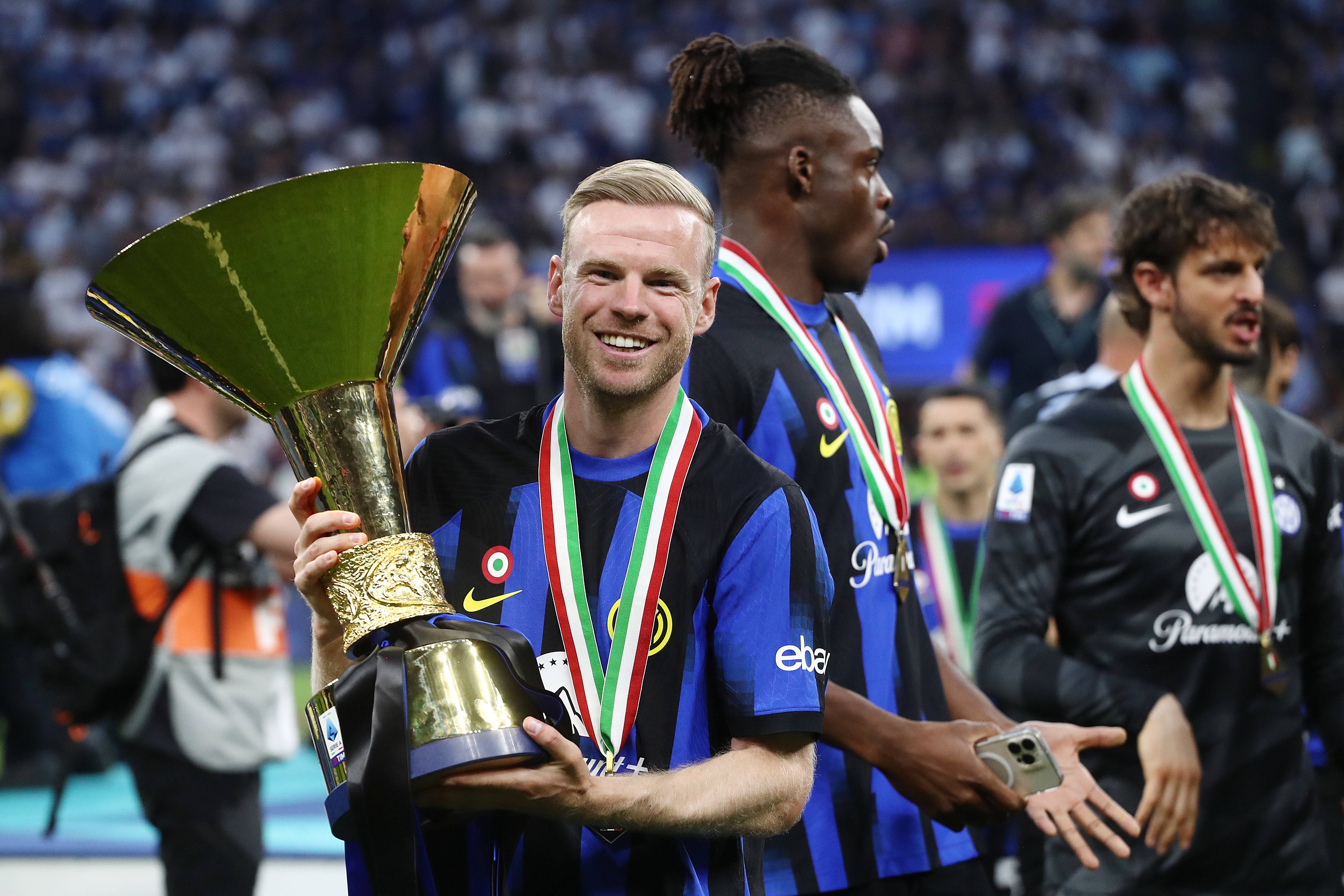 Rangers fail to land £23m title winner, Celtic tourism claim, ex-Hibs coach lands new role &ndash; Scottish football news