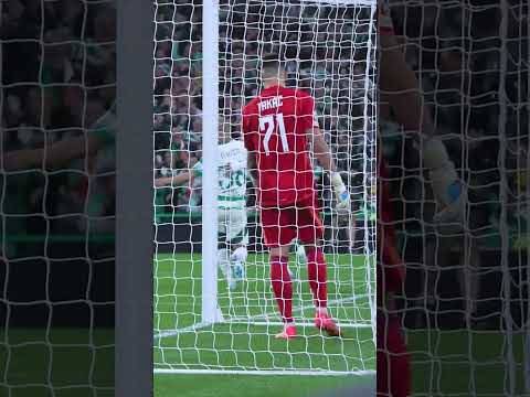 Kühn’s run & cross then it’s Kyogo with the goal! #celticfc #shorts #ucl