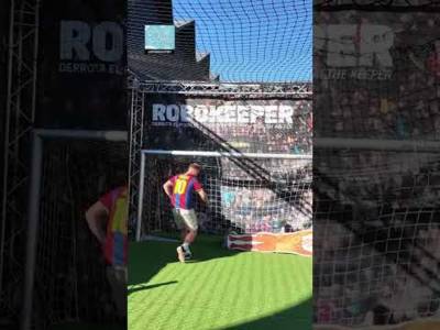 SLANEY DINKS TER STEGEN WITH PANENKA PENALTY #football #barca #fcbarcelona
