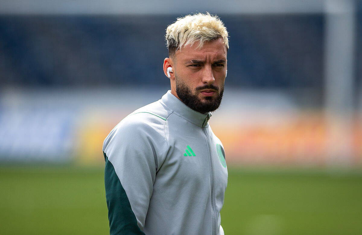 “I’m all for Celtic” – Former Hoops Winger Hopes for Rangers Misery in European Clash