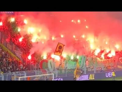 Celtic Fans Brilliant Pyro Display At Borussia Dortmund