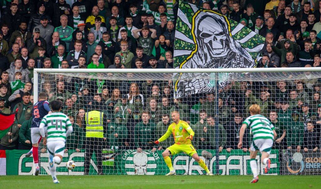 Ronan Hale Lifts Lid on Kasper Schmeichelâ€™s Penalty Mind Games
