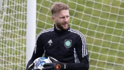 â€œHeâ€™s Taking The P*ss!â€, â€œTotal Joke!â€ â€“ Celtic Fans Fume At Bainâ€™s First Half Horror Show