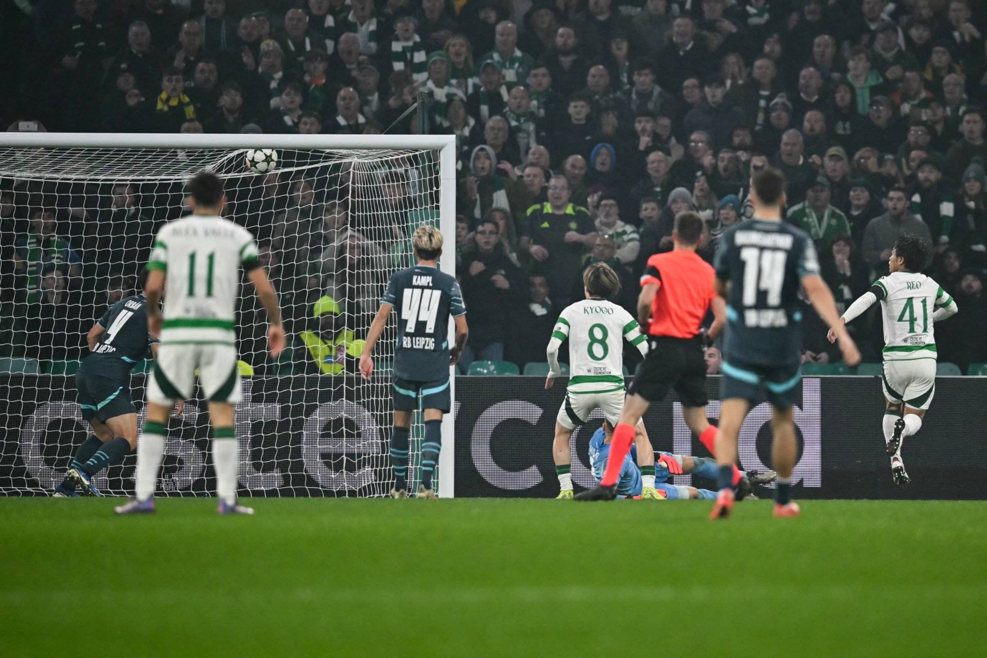 Pat Nevin wowed by â€˜world-classâ€™ Celtic midfielder after Nicolas Kuhn brace v RB Leipzig