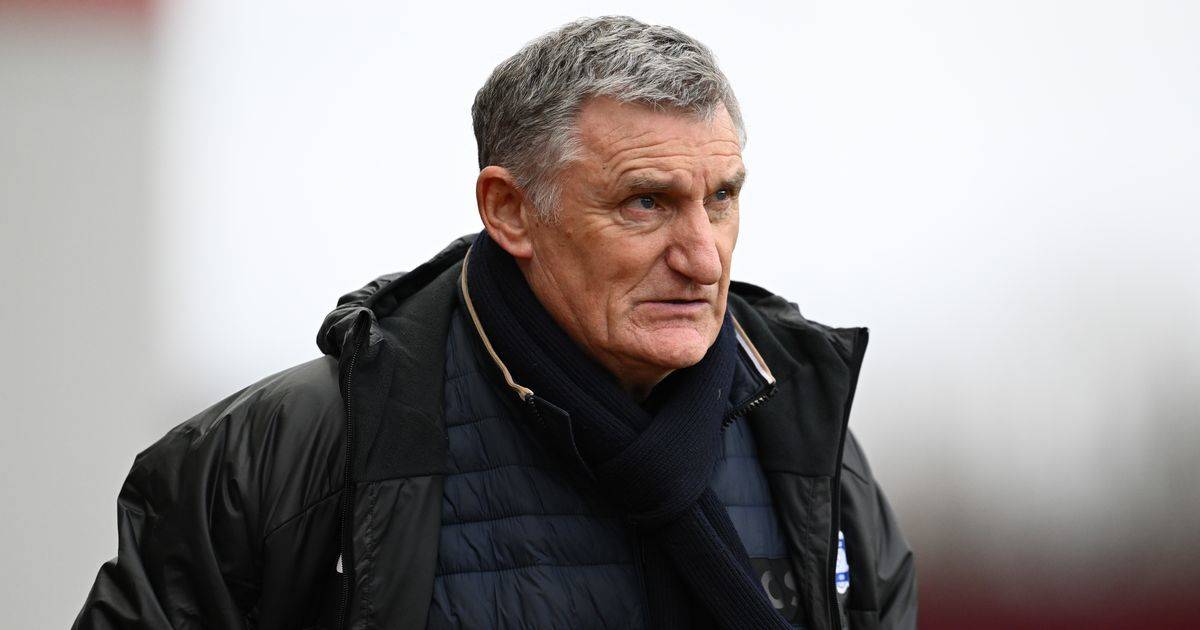Tony Mowbray opens up on bowel cancer battle as emotional ex Celtic boss admits â€˜my world came crashing downâ€™