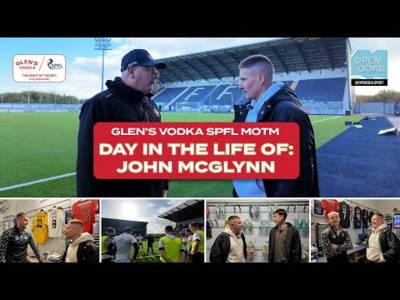 DAY IN THE LIFE OF A FOOTBALL MANAGER: JOHN MCGLYNN | Si Ferry Sees A Typical Day For Falkirk Gaffer