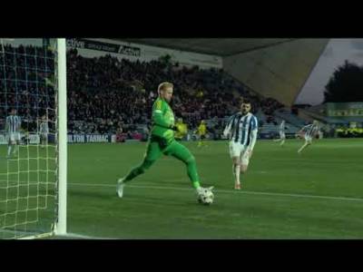 Should this have been a RED CARD?