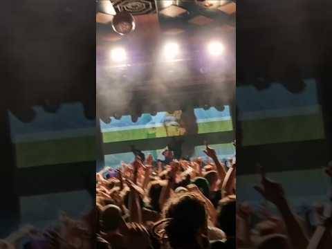Kneecap Fine Art Bouncing At The Barras #kneecap #Glasgow #thebarras #celticfc #gigs