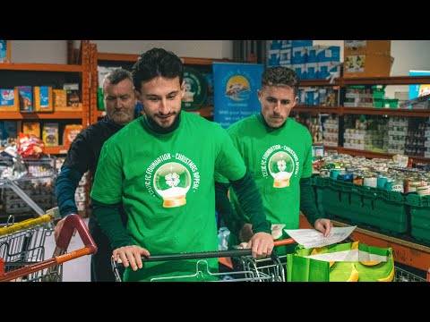 Celtic FC Foundation | Luke McCowan and Nicolas KÃ¼hn visit Loaves and Fishes