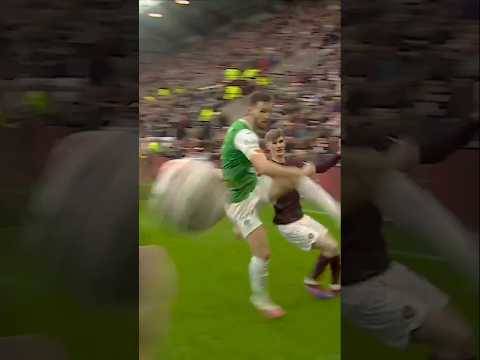 Ball Smashes Linesman In Face #hibs #hibernianfc #heartsfc #hearts #edinburghderby #spfl #football