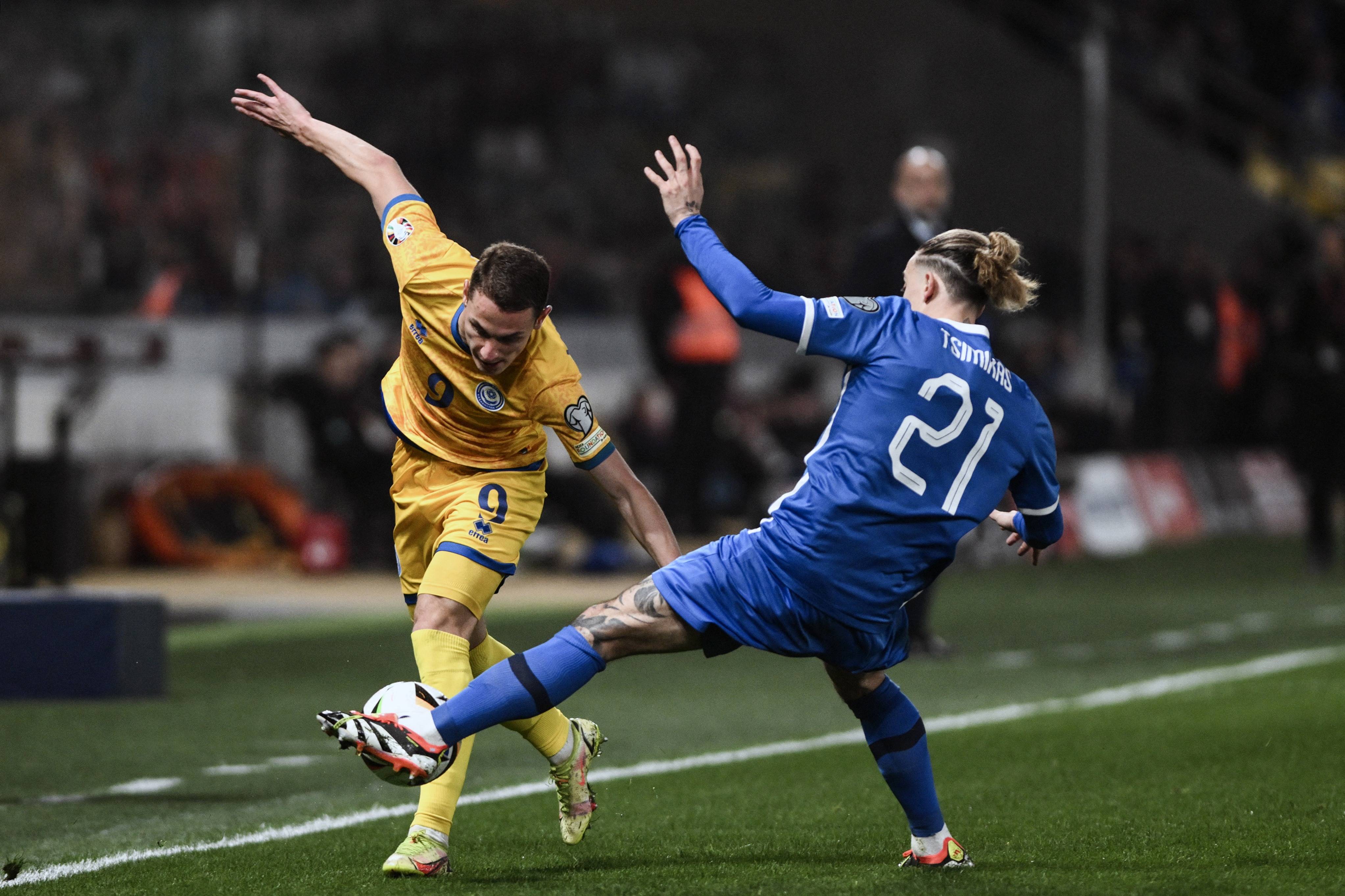 Hearts chase duo, Rangers 24y/o wanted by clubs, EPL starlets arrive, Celtic exit latest &ndash; Scottish transfers