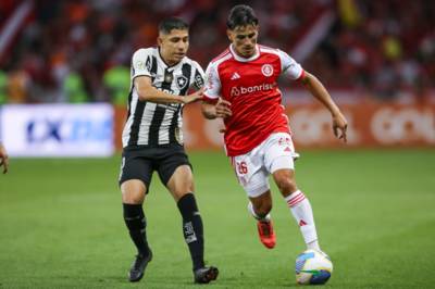 Celtic make profit after cashing in on Parkhead misfit as eight-word message sent after finalising Â£4.5m transfer exit