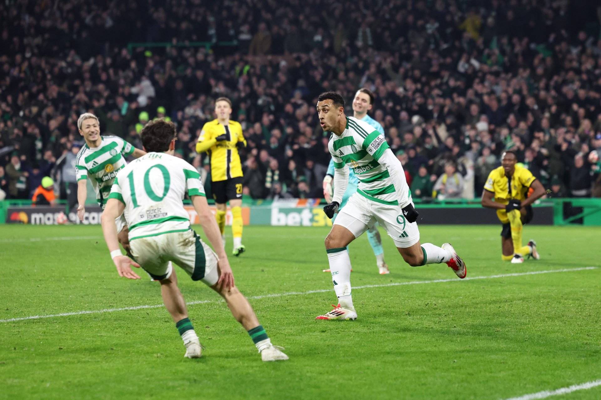 ‘Who cares’ &ndash; Chris Sutton reacts to Celtic’s win over Young Boys to make Champions League knockout