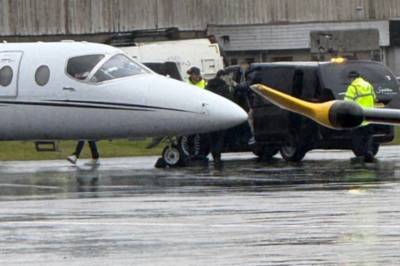 Kyogo spotted boarding private jet as Celtic transfer exit edges closer