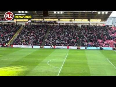 Pittodrie pays its respects to Jimmy Calderwood prior to kick off.