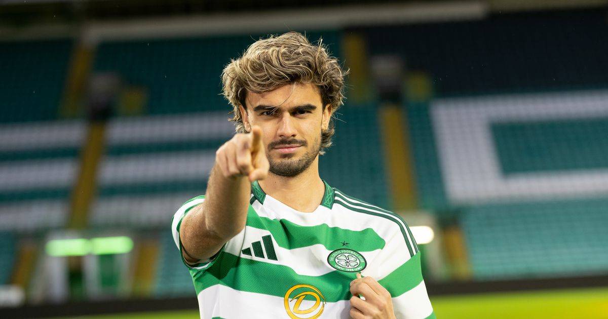 Jota tells Celtic fans ‘I’m f****** home baby!’ as the perfect Parkhead homecoming pic sums it all up