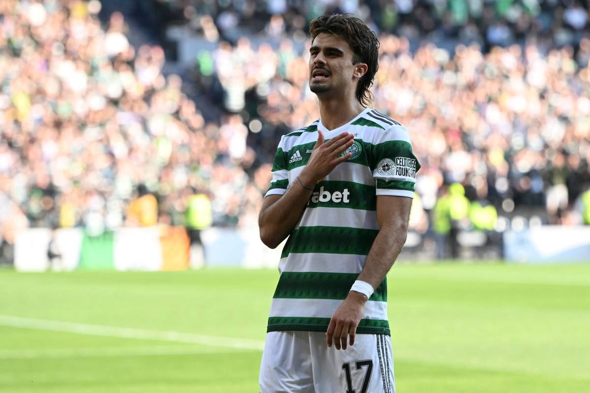 Jota Rennes Jota’s first video message to Celtic fans after returning to Paradise ...