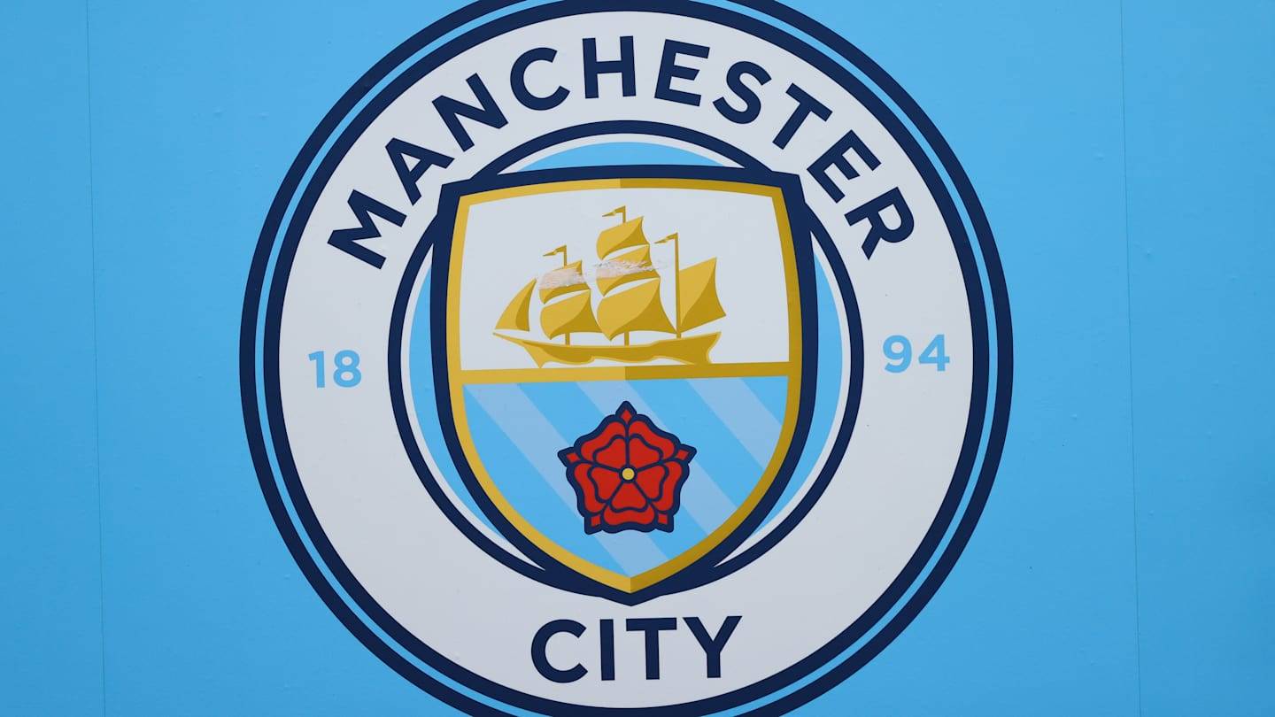 Celtic in talks to sign former Manchester City player