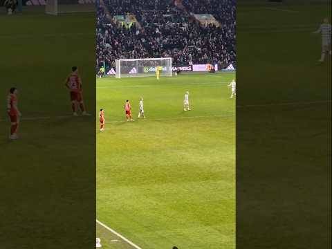 Celtic Fans ROAR For Daizen Maeda After His Hatrick & 50th Celtic Goal #celticfc #celtic #football