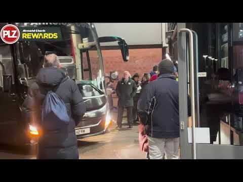 HEARTS arrive at the SMISA ahead of Scottish Cup 5th Round Clash! | St Mirren vs Hearts