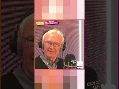 ☕ HUGH KEEVINS reviews STAR BUCKS after his 1st visit there!