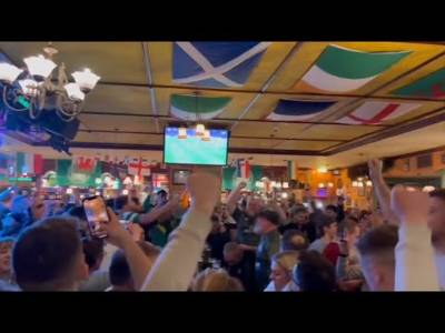 Celtic Fans Singing & Partying In Munich Night Before Bayern Game