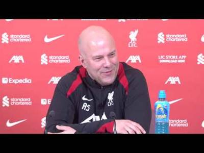 Is Jim Ratcliffe right to end free meals for staff at Old Trafford? | English Premier League News