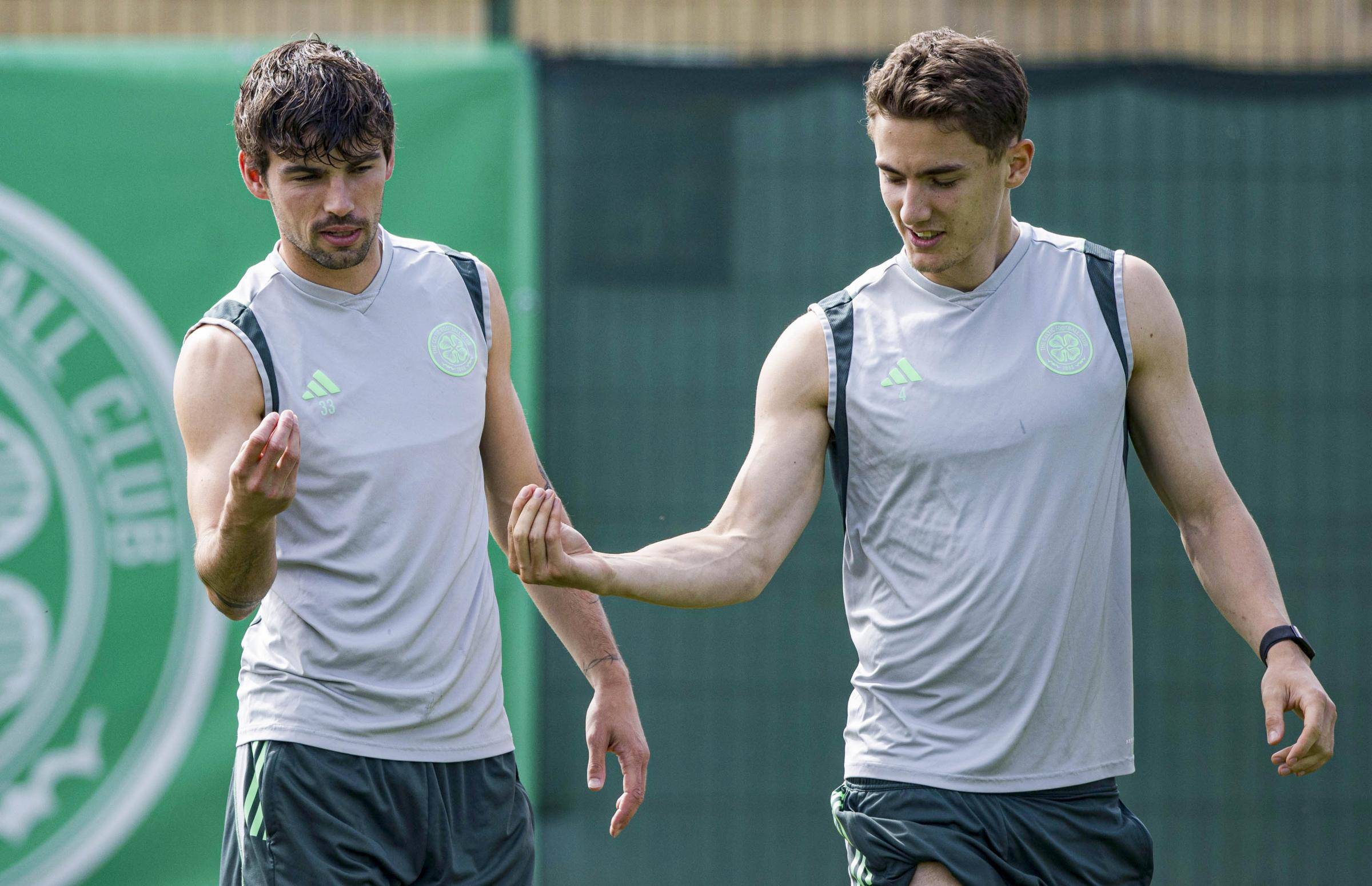 How Matt O’Riley keeps in touch with old Celtic teammate through ‘guided meditation’