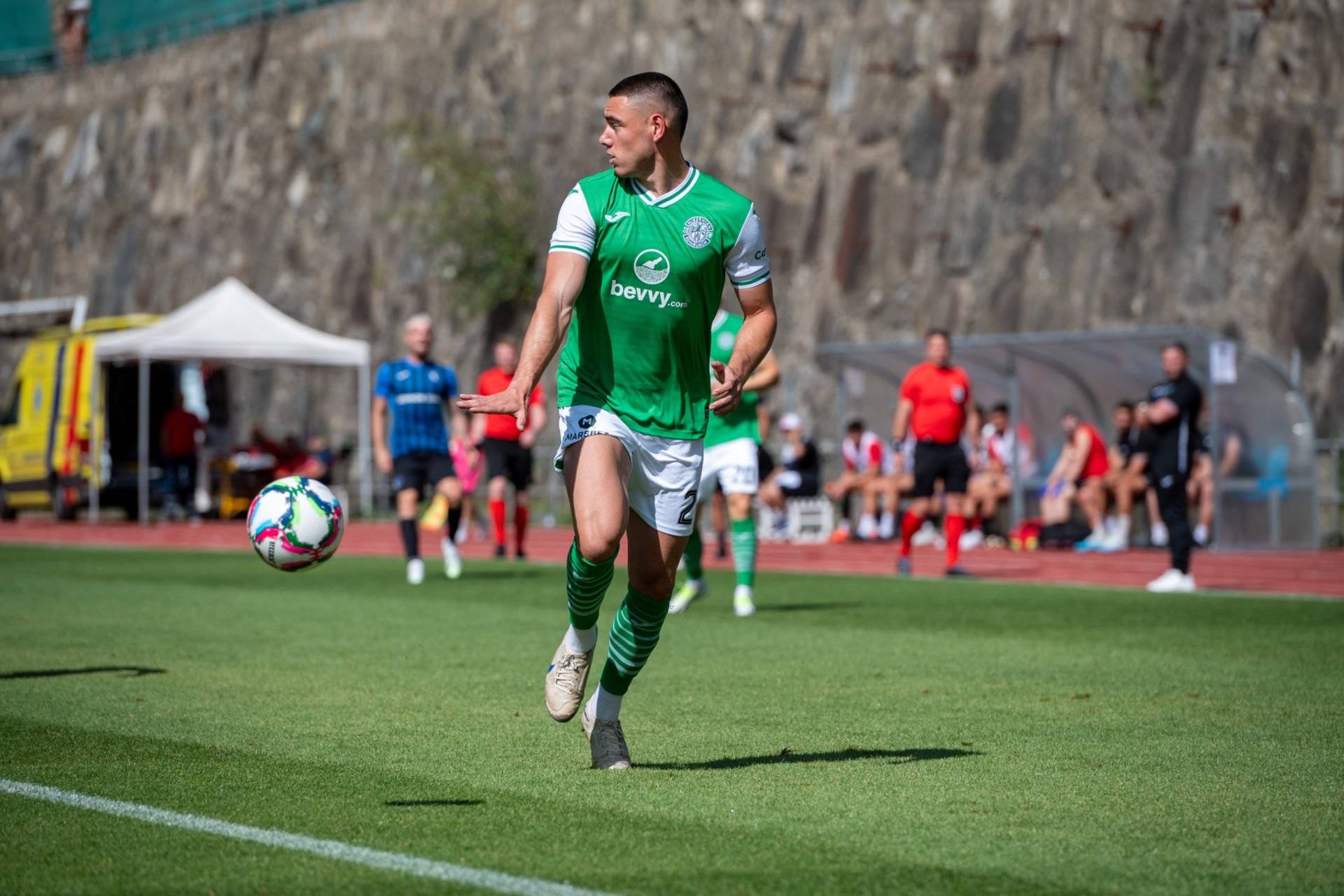‘I was blowing’ &ndash; The two Celtic stars who present Hibs defender Lewis Miller with ‘favourite’ challenge