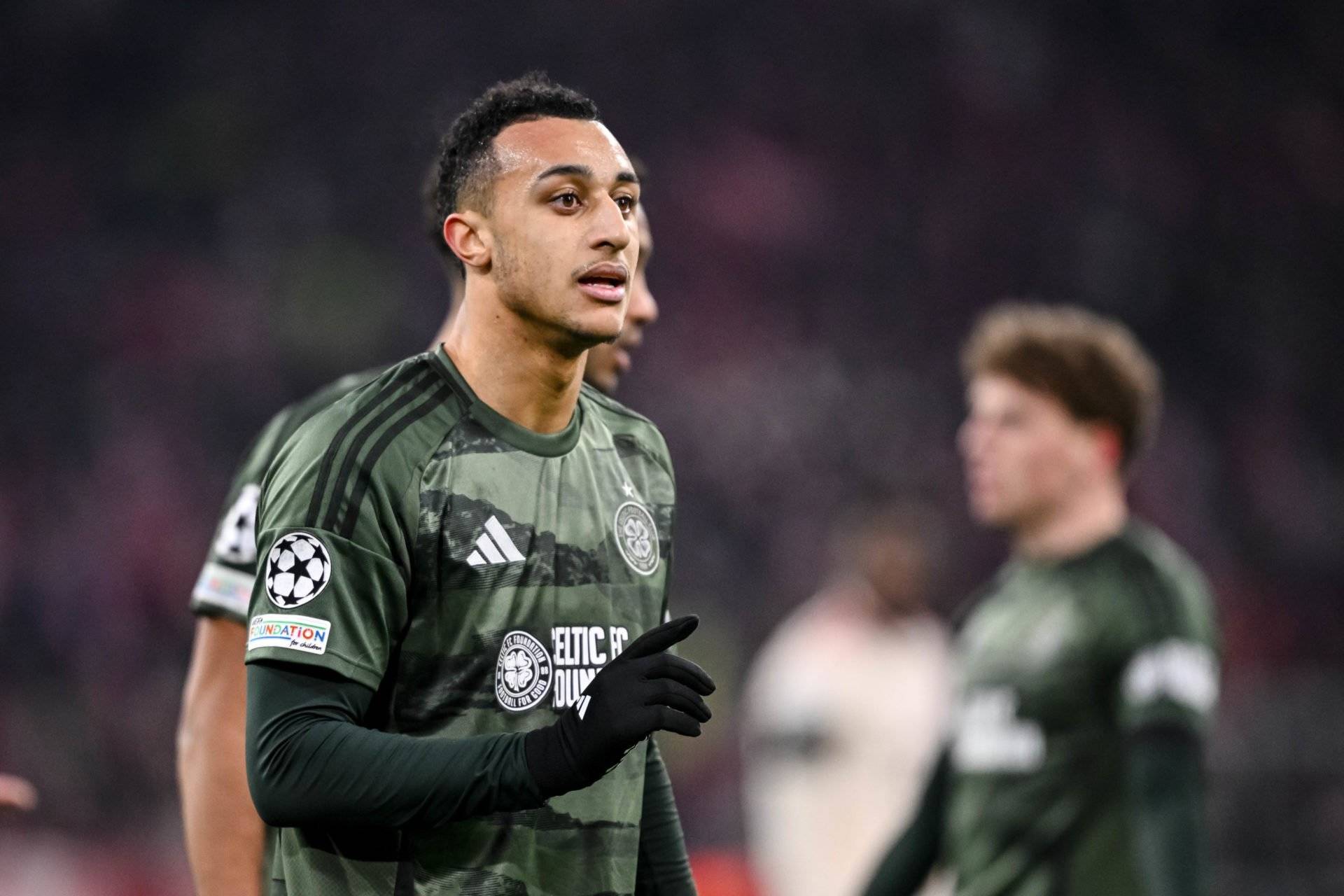 Adam Idah links up with two forgotten ex-Celtic men in Ireland squad
