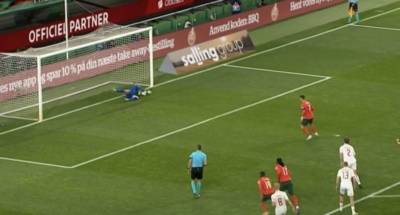 Video: Celtic’s Kasper Schmeichel saves Cristiano Ronaldo’s penalty