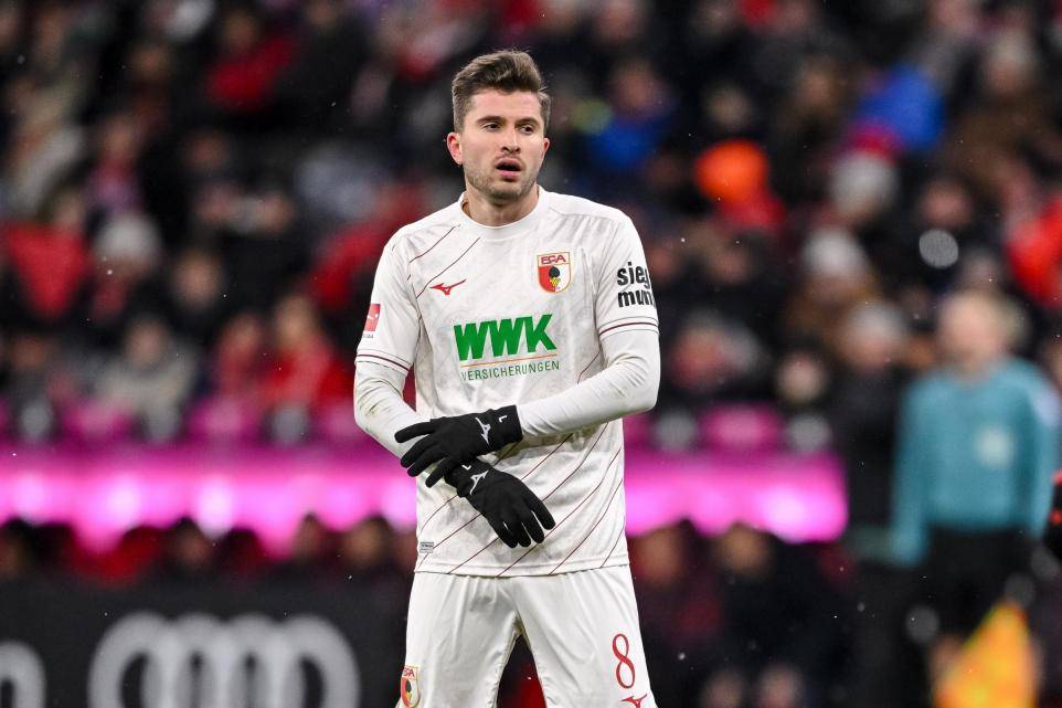 Elvis Rexhbecaj discusses ‘long term’ Augsburg future amid Celtic links