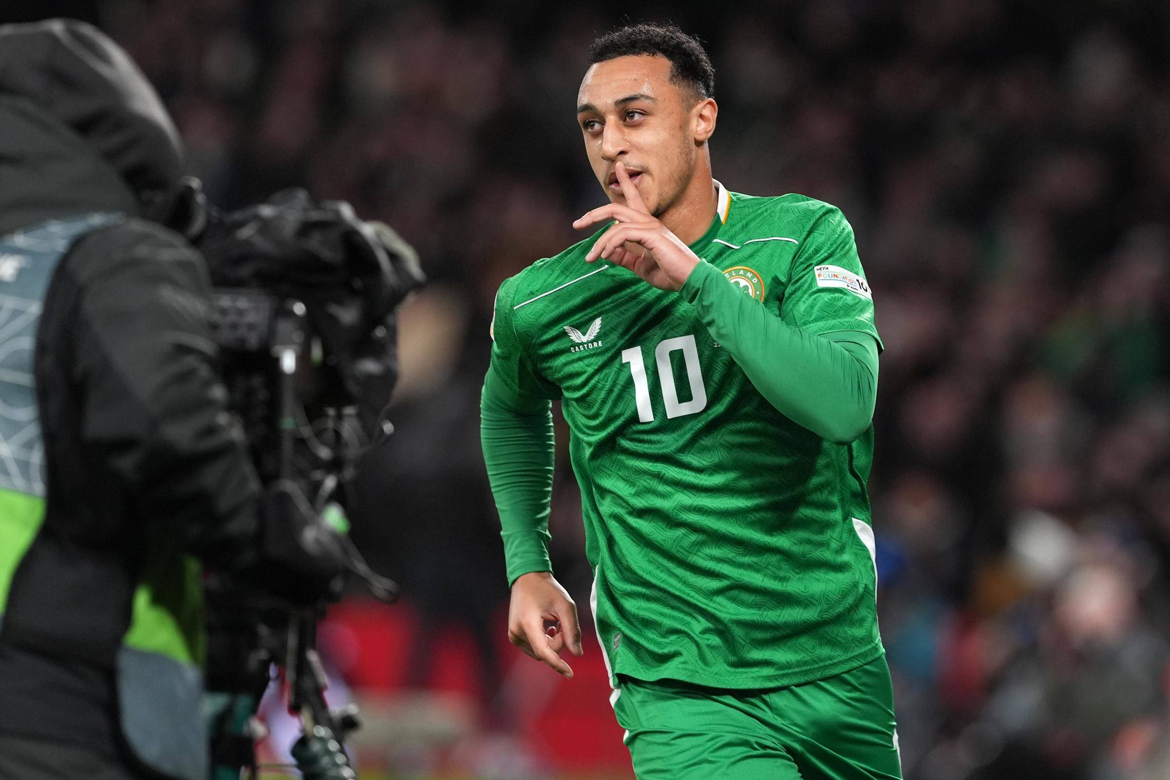 Ireland assistant reacts to Adam Idah’s ‘shush’ celebration after goal vs Bulgaria
