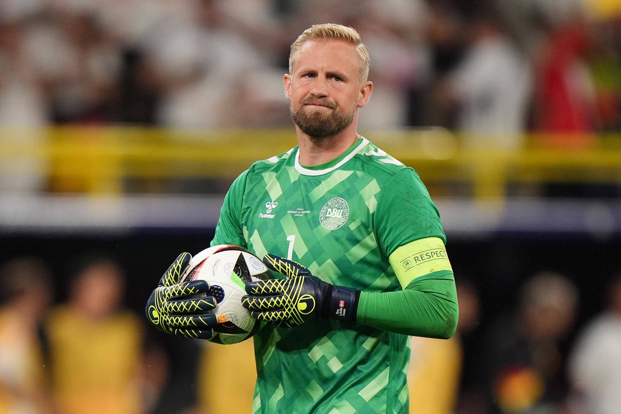 Ex-Arsenal striker urges Denmark to drop Kasper Schmeichel in surprising admission