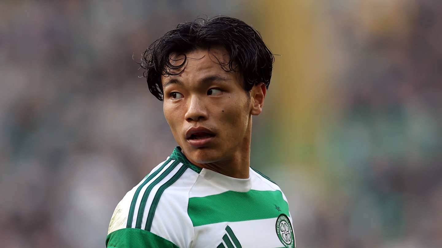 Celtic fans handed worrying Reo Hatate exit news