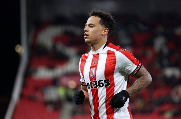 Celtic eye highly rated Stoke City winger Million Manhoef