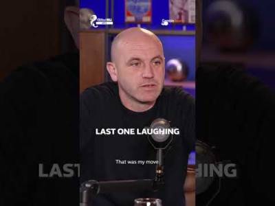 James McFadden and Kris Boyd try to compliment each other for as long as possible… without laughing!