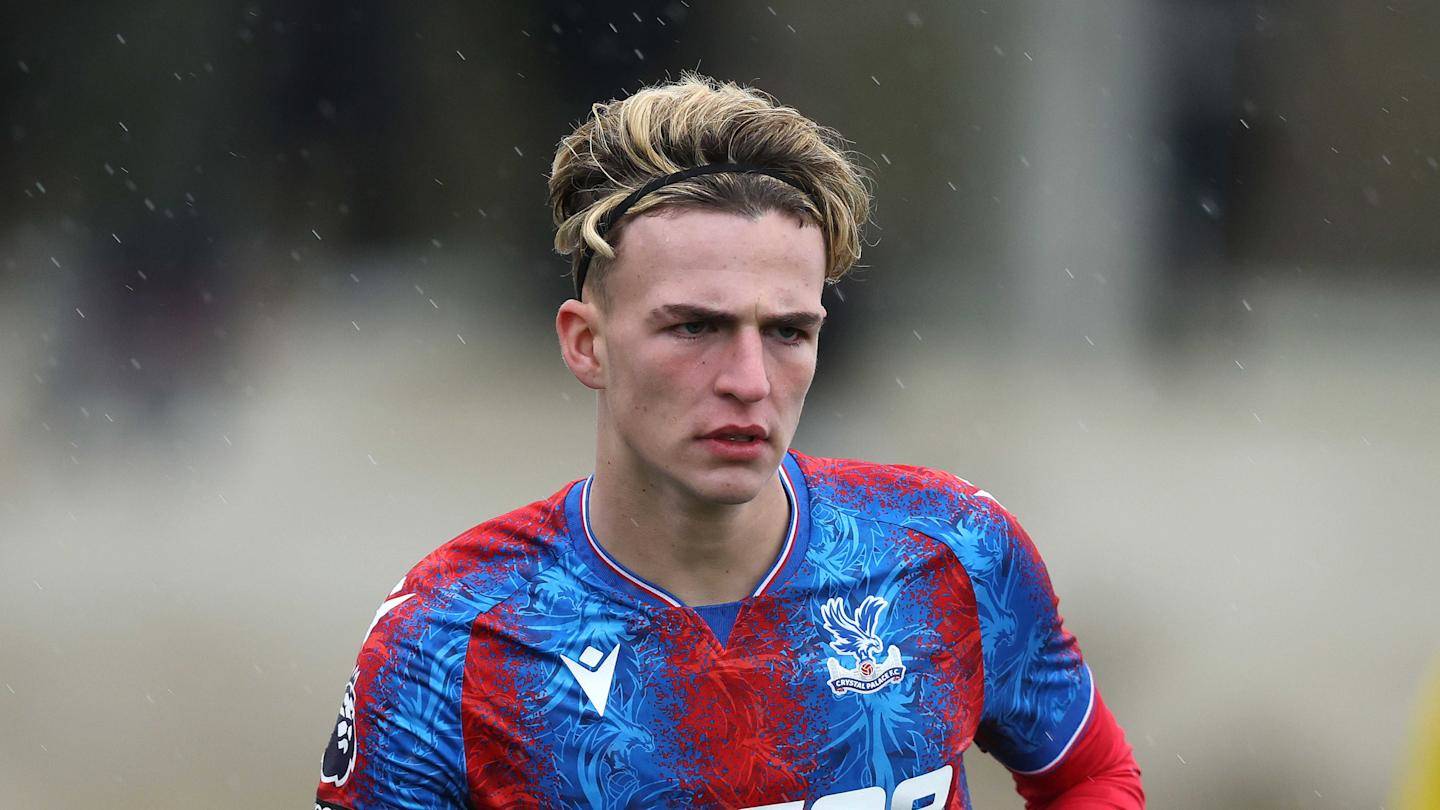 Celtic and Rangers want to sign Crystal Palace winger
