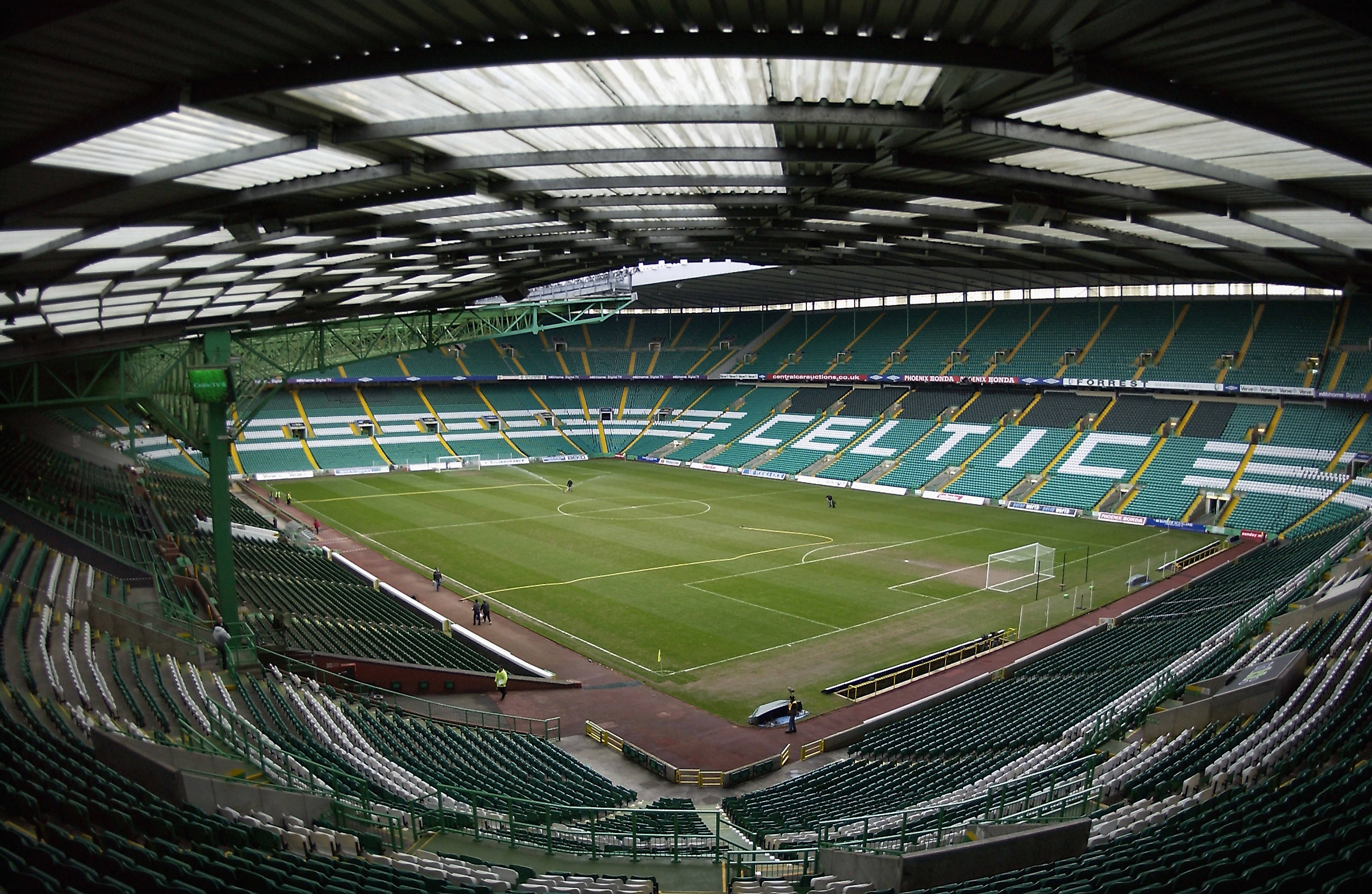 Ex Celtic transfer guru Peter Lawwell named ‘invaluable’ set for Everton as Leeds United exit expected
