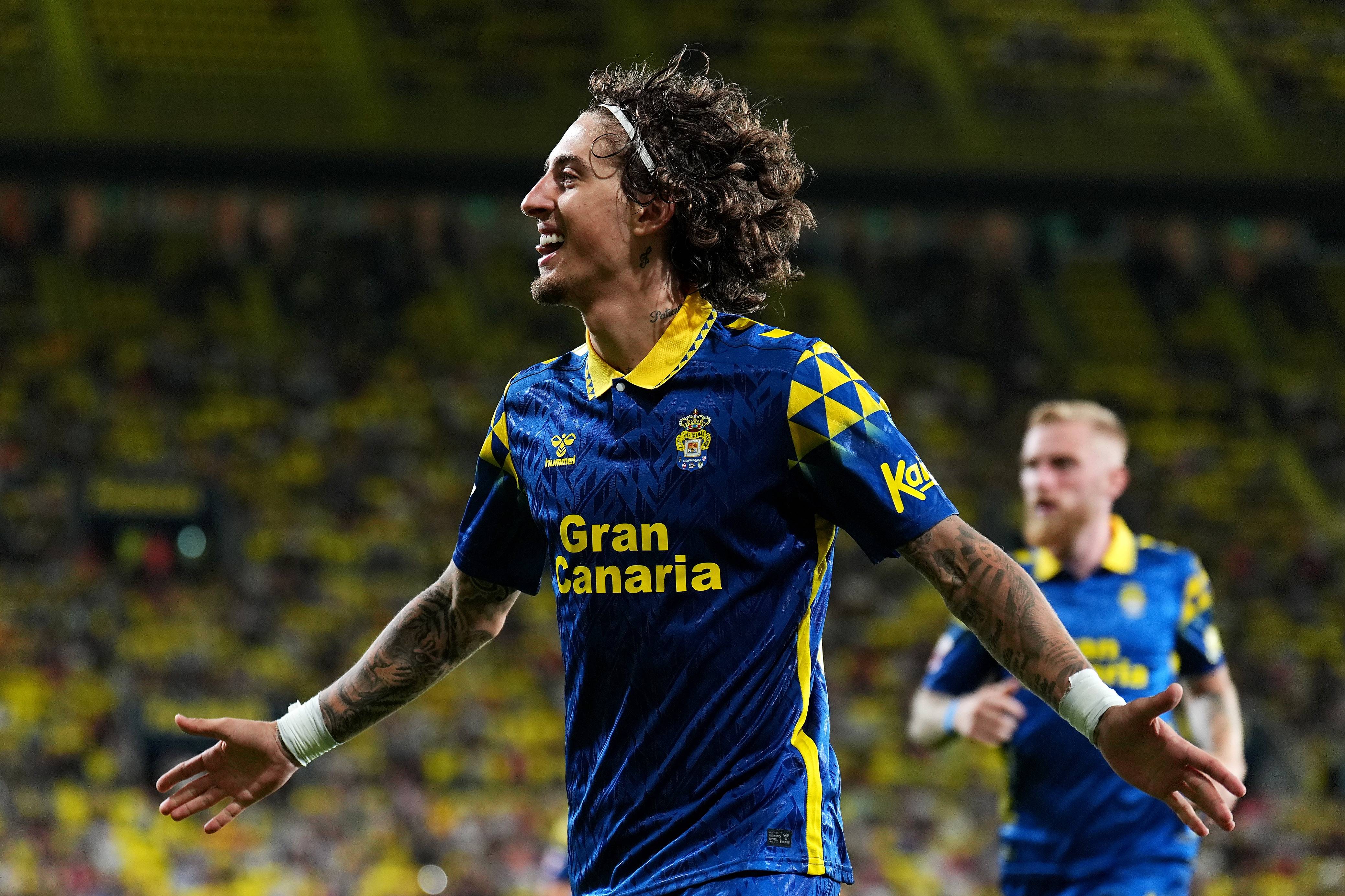 Rangers flop braced for £21m transfer, Celtic icon claims third straight O** F*** loss would take shine off title