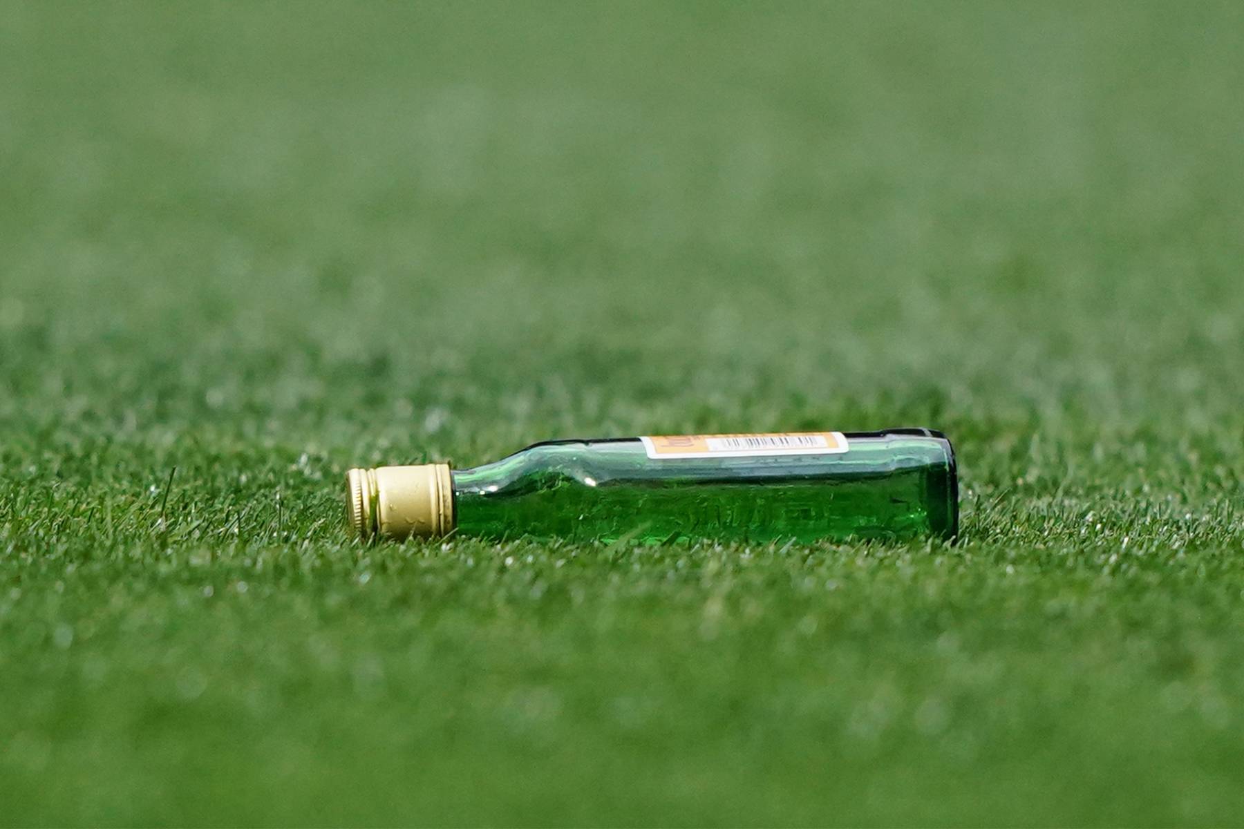 Glass bottle thrown at goalkeeper Sinisalo during Rangers vs Celtic clash at Ibrox