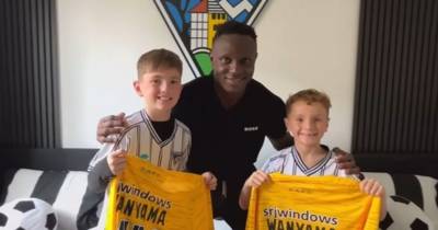 Victor Wanyama surprises young Dunfermline fans as former Celtic star opens contract talks