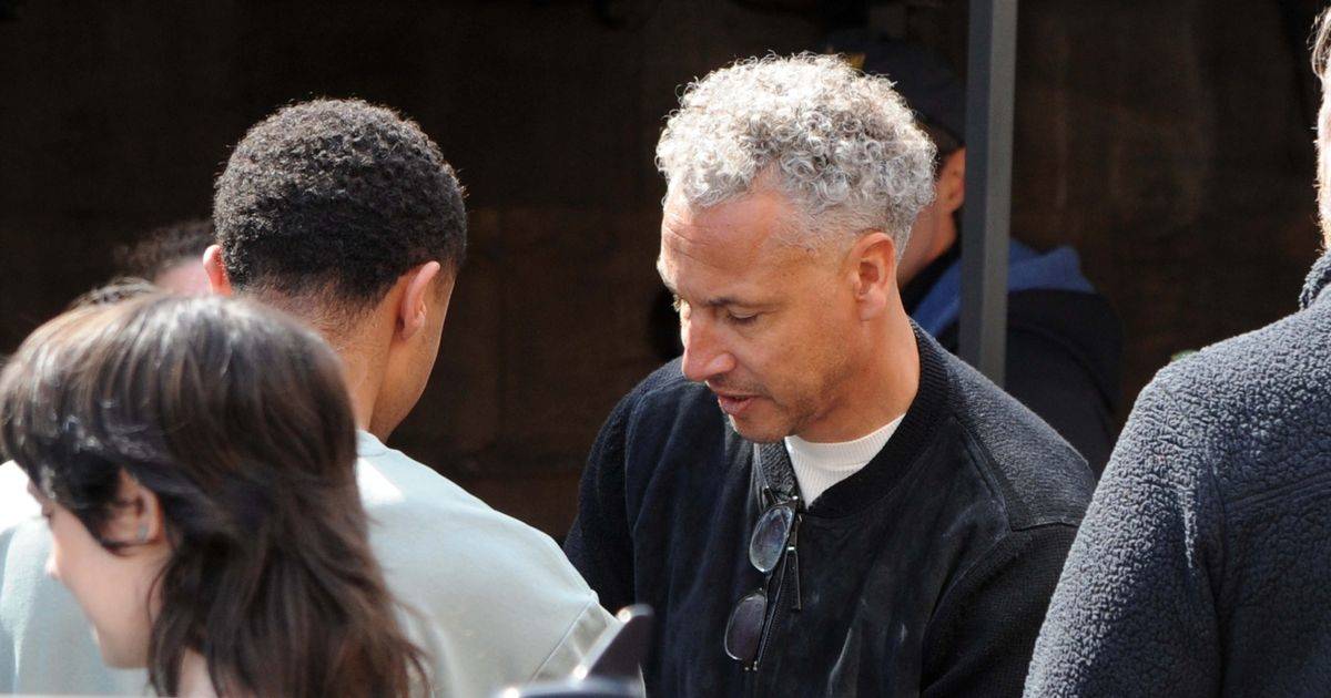 Henrik Larsson makes cryptic Celtic cameo alongside 3 key men as popular Hoops bar shuts down for filming