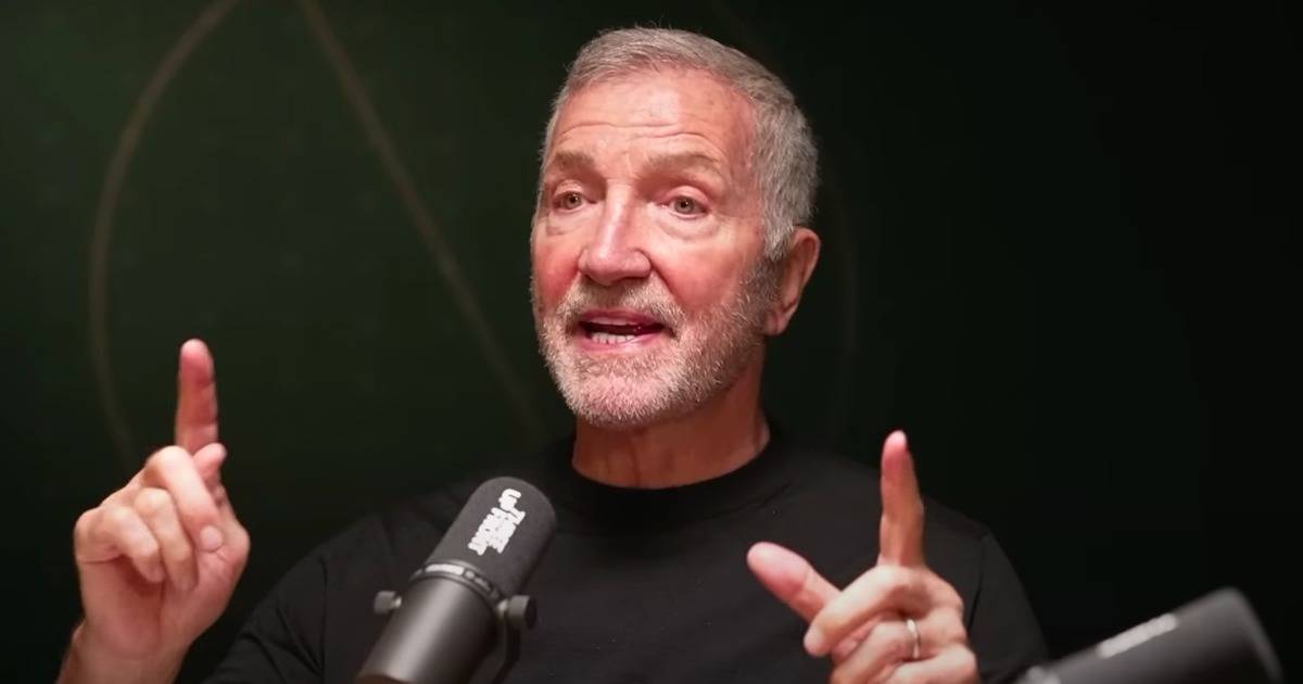 Graeme Souness urged to break Rangers tifo silence as Ibrox transfer backtracking has Hotline in stitches